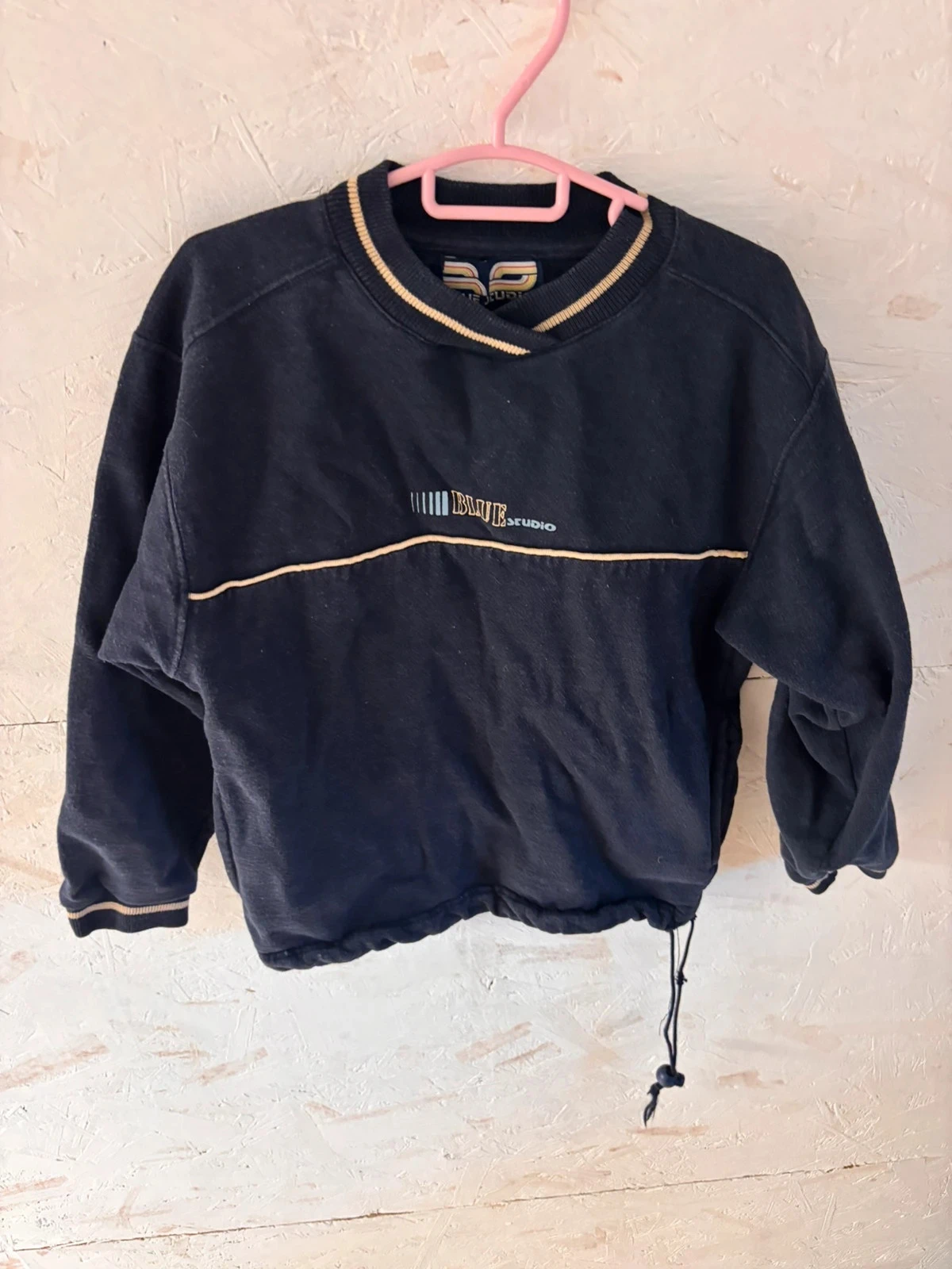 Geborstelde marineblauwe vintage sweatshirt – Blu Studio – 8 jaar (126 cm) – photo 3